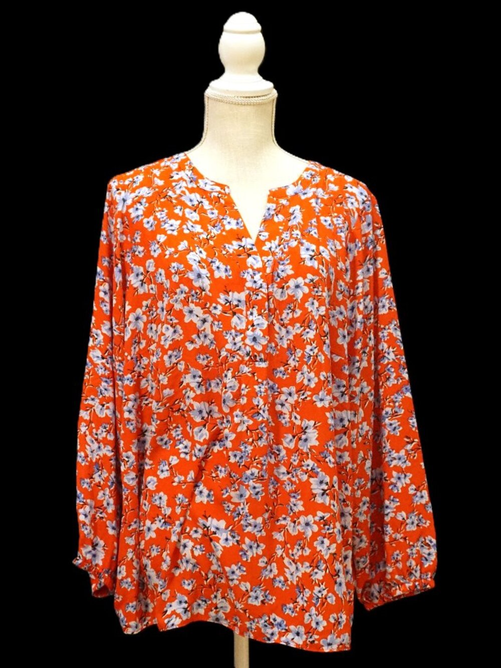 Tahari Red with Blue Floral Print Long Sleeve Split V Neck Blouse Women’s 1X